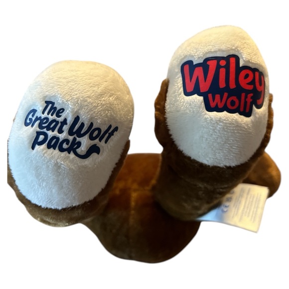 Build A Bear The Great Wolf Pack Wiley Wolf  Brown 18'' Plush Coyote Stuffed - Picture 2 of 9